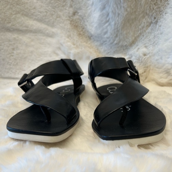Calvin Klein Rikki Black Sandals Sleek and Stylish Sz-6.5M.   N - Picture 3 of 10